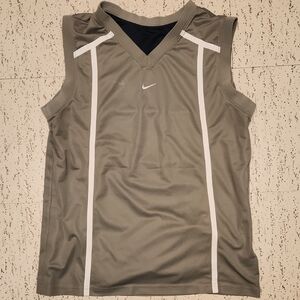 Nike Embroidered Ceter Swoosh Reversible Jersey Shirt Vintage Y2K Rare